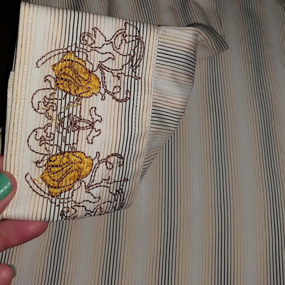 Men's detail button down - Picture 2 of 7